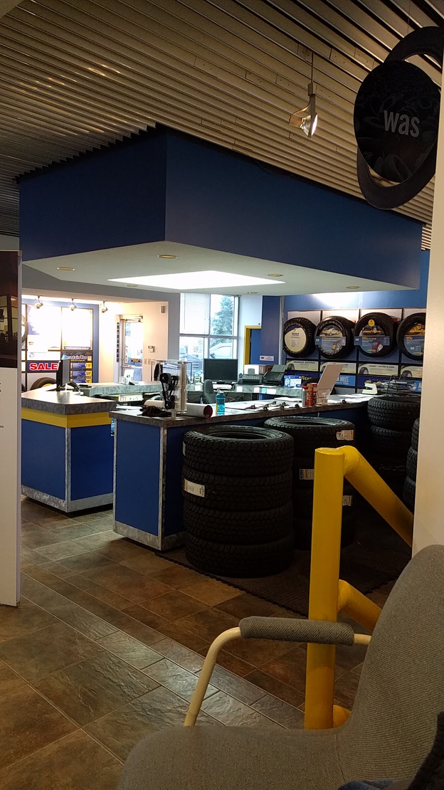 Fountain Tire | 6708 137 Ave NW, Edmonton, AB T5C 2L2, Canada | Phone: (780) 478-2155