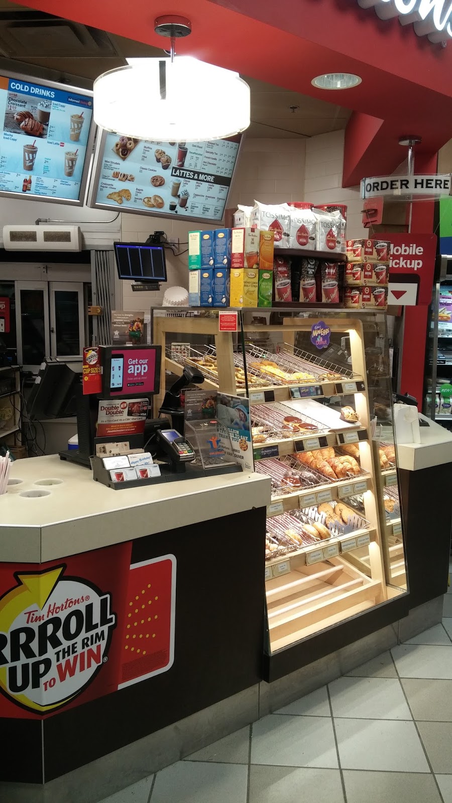 Tim Hortons | 106 W Queens Rd, North Vancouver, BC V7N 2K3, Canada | Phone: (604) 988-9968