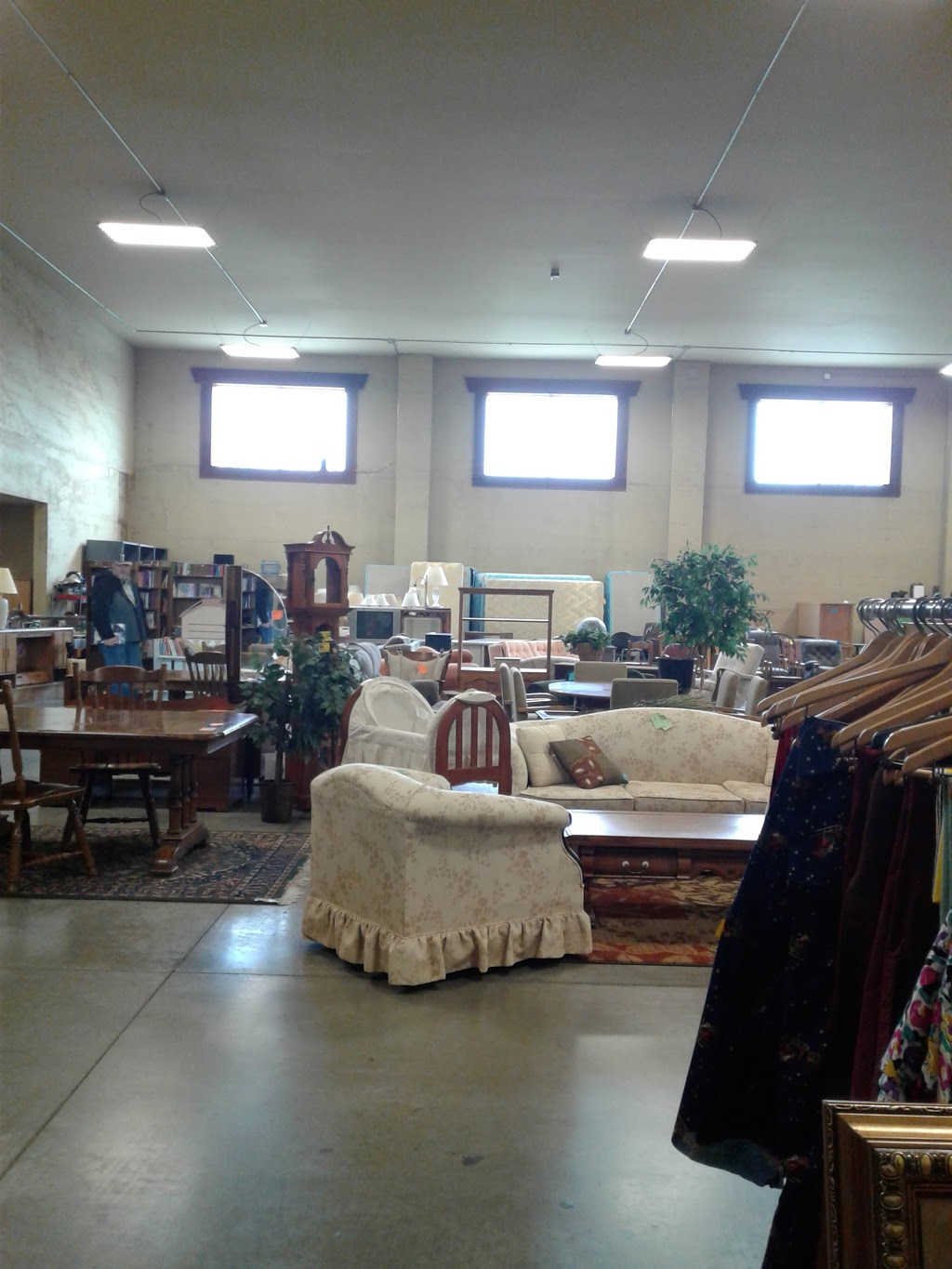 Second Chance Thrift Store | 408 1st St, Lynden, WA 98264, USA | Phone: (360) 318-9333