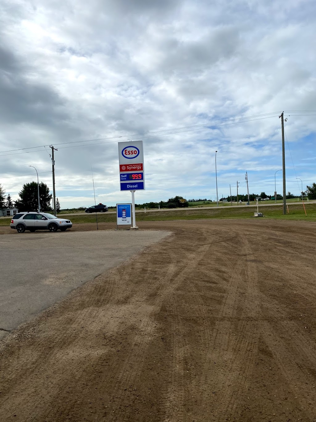 Esso | HWY 21 & HWY, 53 St, Bashaw, AB T0B 0H0, Canada | Phone: (780) 372-4106