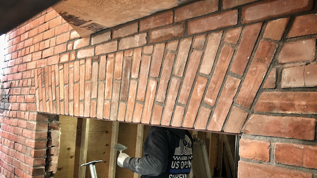 Toronto Masonry Restoration | 63 Burnaby Blvd, Toronto, ON M5N 1G3, Canada | Phone: (647) 978-1916