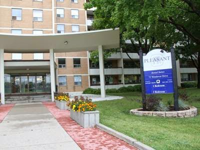 Pleasant Apartments | 75 Wendover Dr, Hamilton, ON L9C 2S7, Canada | Phone: (905) 385-1872