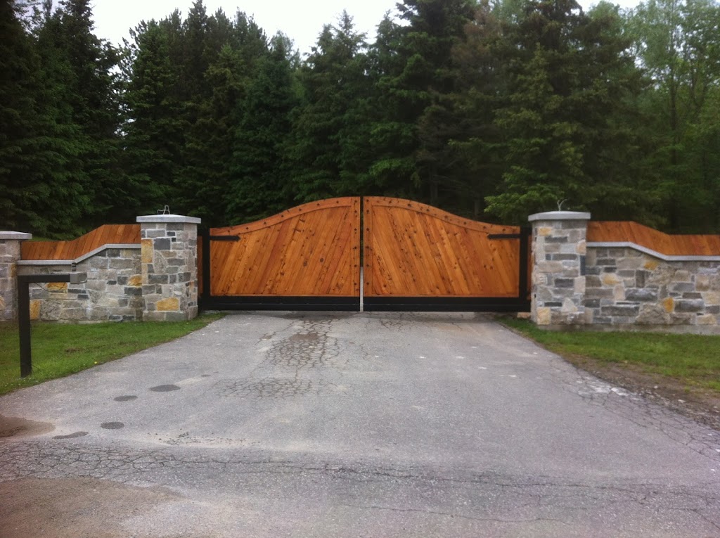 Cougar Iron | High Quality Wrought Iron Fencing | 22115 Catering Rd, Queensville, ON L0G 1R0, Canada | Phone: (905) 726-9313
