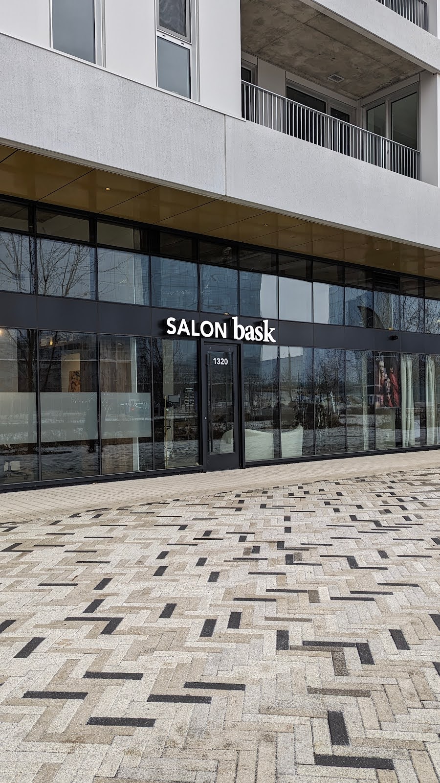 Salon Bask | 1320 Ave.Thérèse-Lavoie-Roux, Montréal, QC H2V 0C3, Canada | Phone: (514) 564-2275