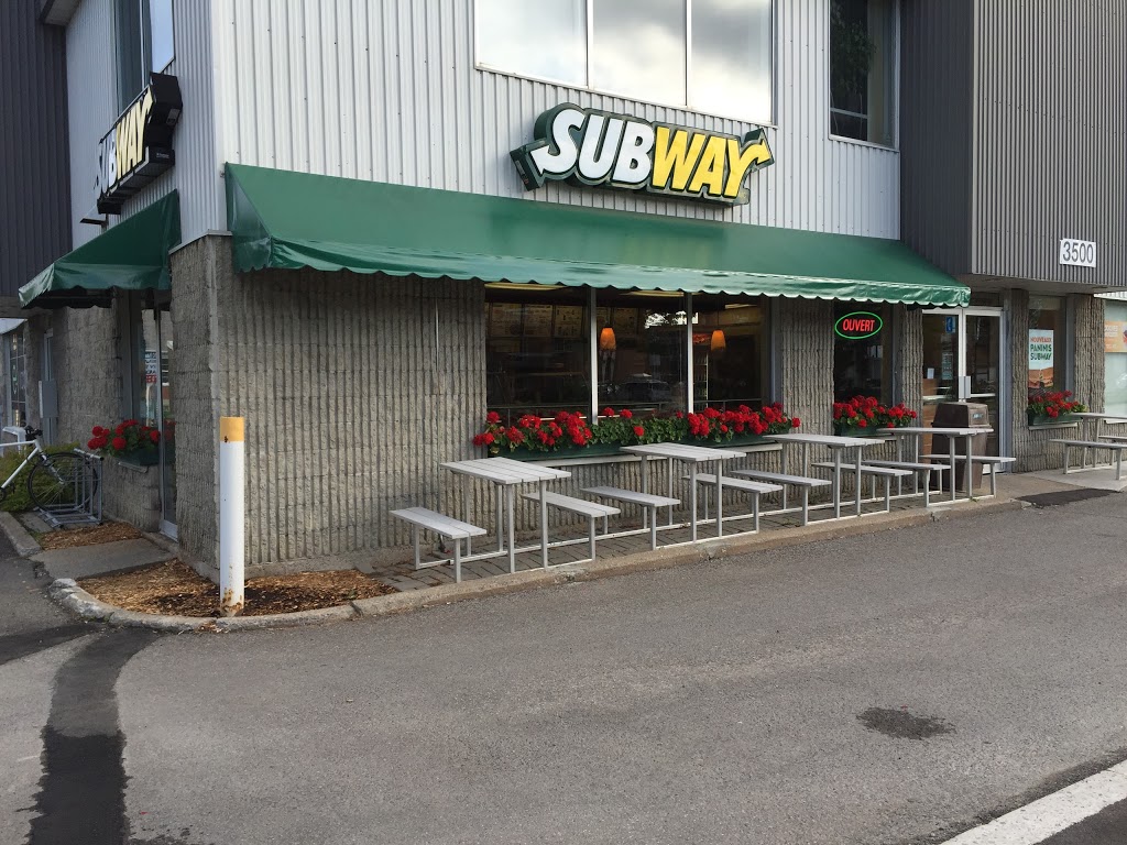 Restaurant SUBWAY | 3500 Chemin des Quatre-Bourgeois, Québec, QC G1W 2L2, Canada | Phone: (418) 651-1314