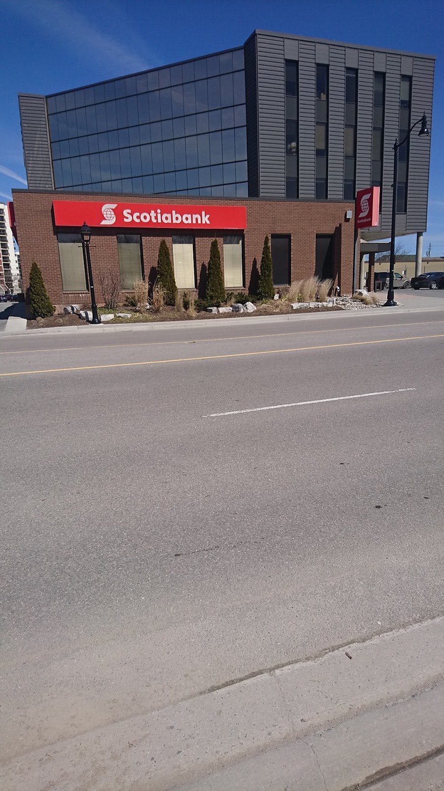 Scotiabank | 863 Princess St, Kingston, ON K7L 5N4, Canada | Phone: (613) 542-2861