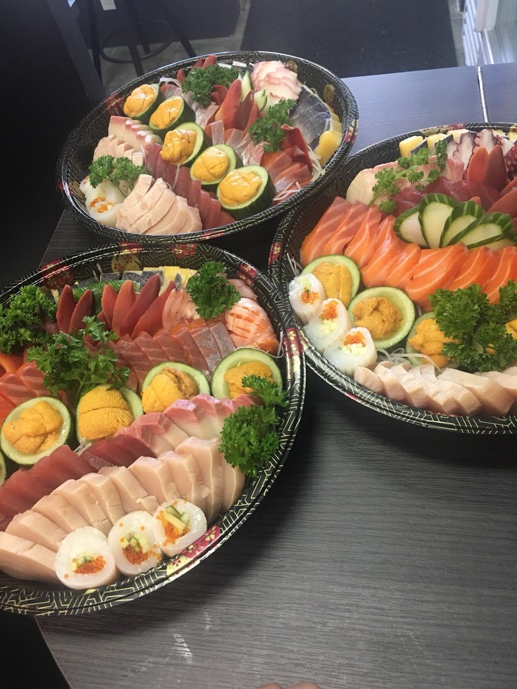 HO Sushi Express | Canada, Ontario, Toronto, Lee Centre Dr, CA ON Scarborough邮政编码: M1H 3J1 | Phone: (416) 431-9397