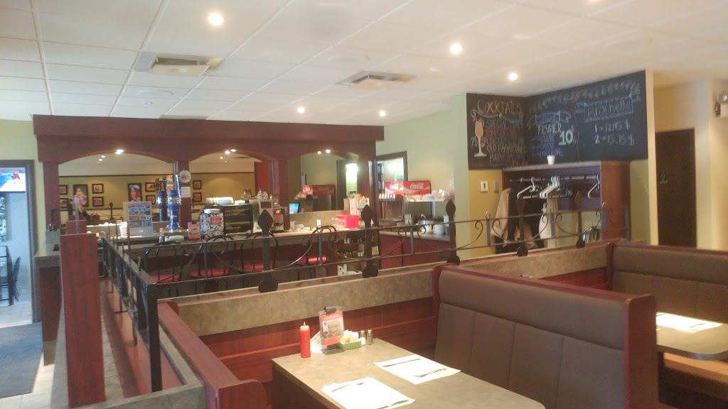 Restaurant Mamma Mia | 216 Pl du 21 Mars, Nicolet, QC J3T 1E9, Canada | Phone: (819) 293-4433