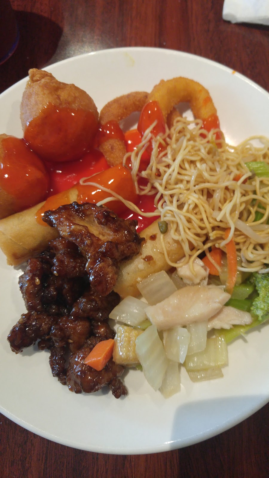 Wing Hong Restaurant | 116 Courthouse Square, Goderich, ON N7A 1M8, Canada | Phone: (519) 524-1191