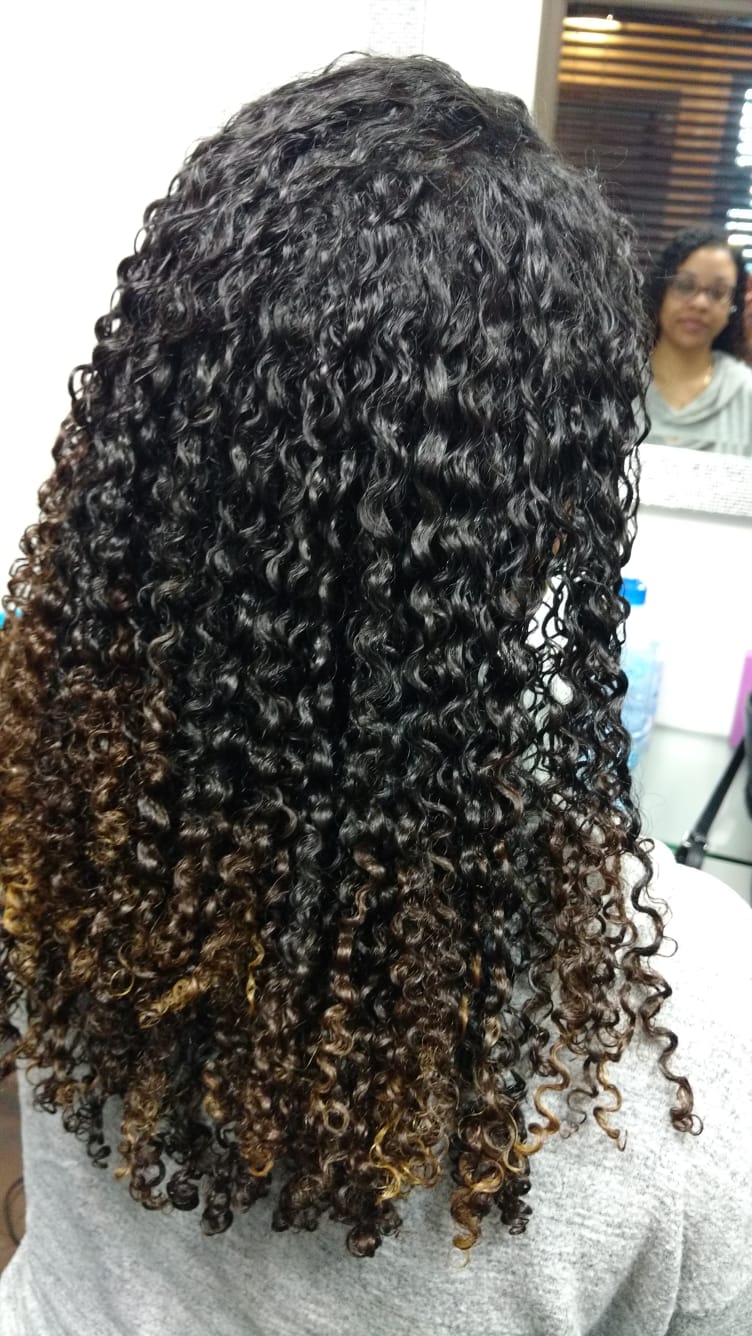 Natural Curly Hair Haven | 2755 Lake Shore Blvd W Unit b, Etobicoke, ON M8V 1H2, Canada | Phone: (416) 892-4022