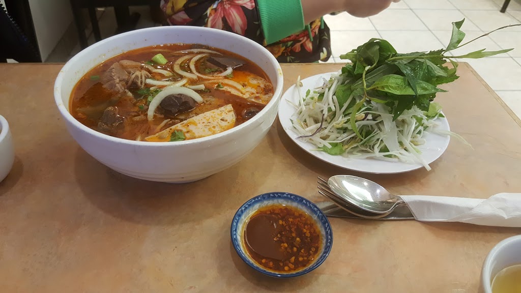 Pho Com Vietnam | 1991 Finch Ave W A, North York, ON M3N 2V3, Canada | Phone: (416) 746-8899