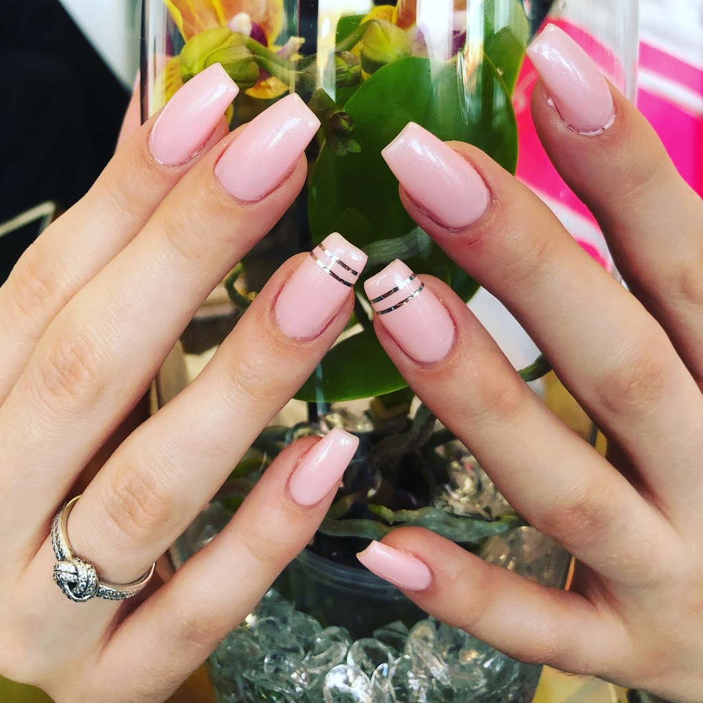 Nailicious | 880 Upper Wentworth St, Hamilton, ON L9A 5H2, Canada | Phone: (905) 538-8300