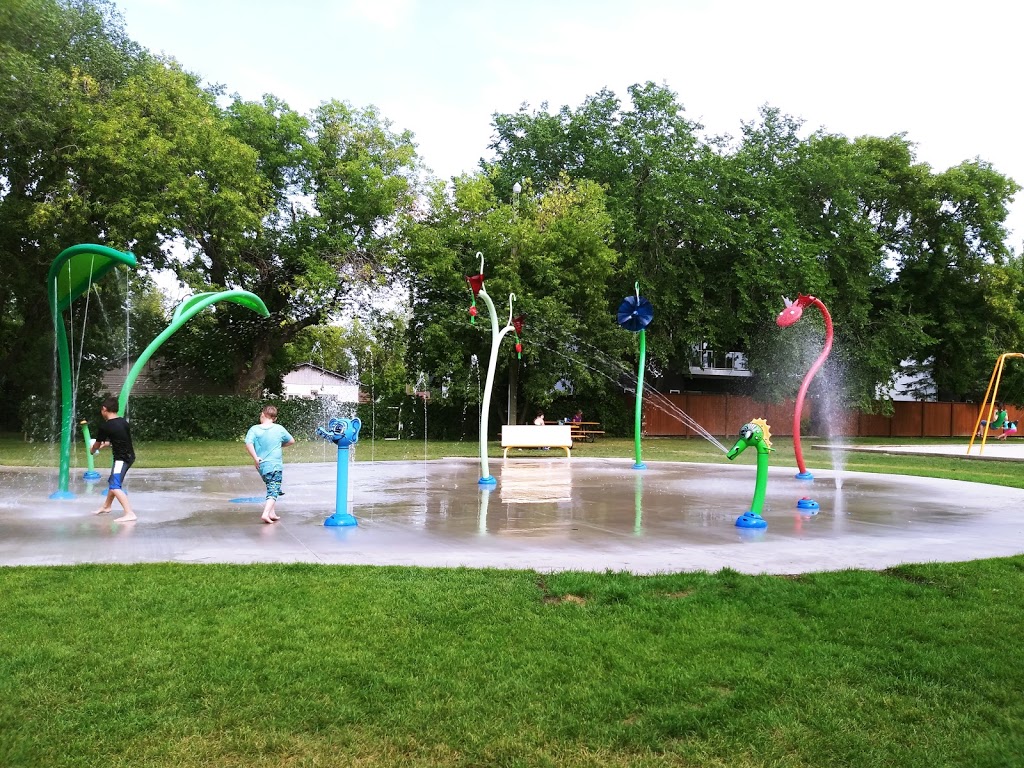 E. A. Friesen Park | 243 Elmdale St, Steinbach, MB R5G 0C9, Canada