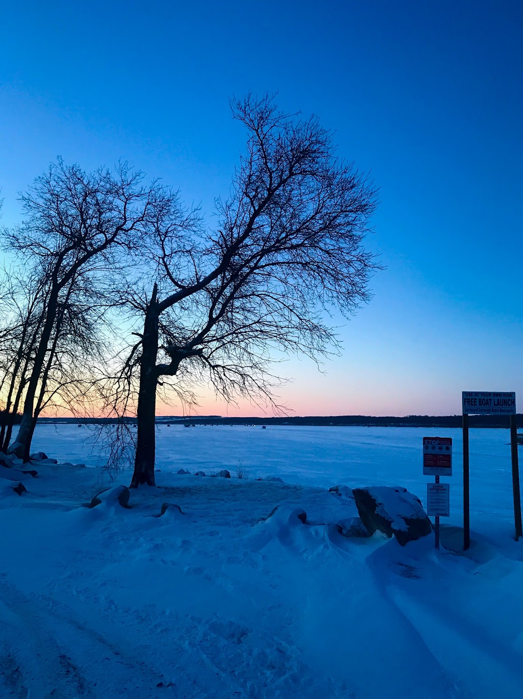 Rock Lake Beach | Rock Lake, Cartwright-Roblin, MB R0K 0Y0, Canada | Phone: (204) 529-2365