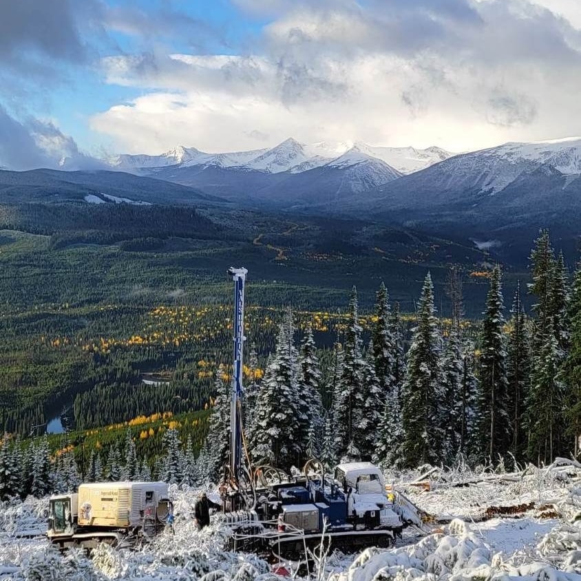 Vals Drilling Ltd | Township Road 262 285193, AB T4A 1V7, Canada | Phone: (403) 226-0572