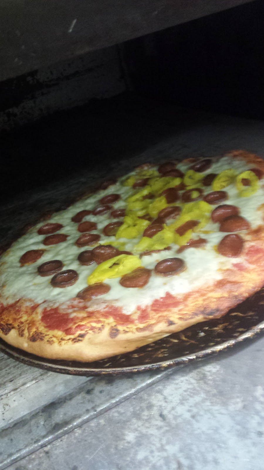 Tredos Pizzeria | 8746 Erie Rd, Angola, NY 14006, USA | Phone: (716) 549-7775