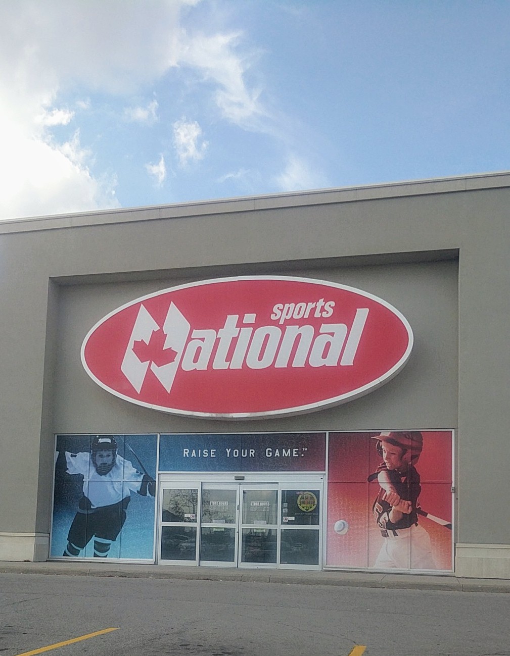 National Sports - Erin Mills | 2921 Eglinton Ave W, Mississauga, ON L5M 6J3, Canada | Phone: (905) 820-4605