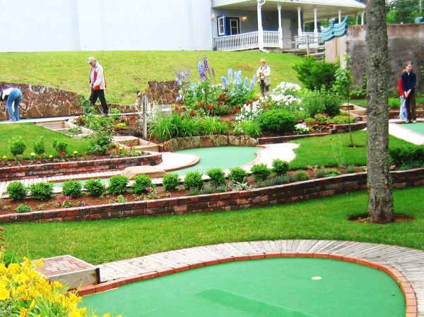 River Of Adventure Mini Golf | 18 Moore Rd, Cavendish, PE C0A 1N0, Canada | Phone: (902) 963-3939