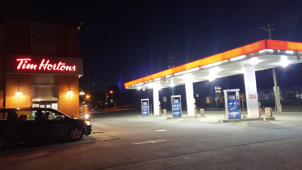 Esso | 5556 QC-112, Ascot Corner, QC J0B 1A0, Canada | Phone: (819) 563-3921