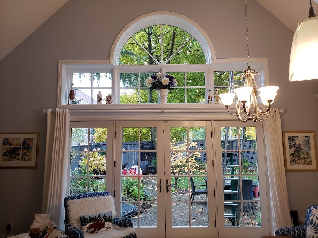 Leaside Window & Eaves Cleaning | 20 Burkebrook Pl, East York, ON M4G 0A1, Canada | Phone: (416) 660-6727