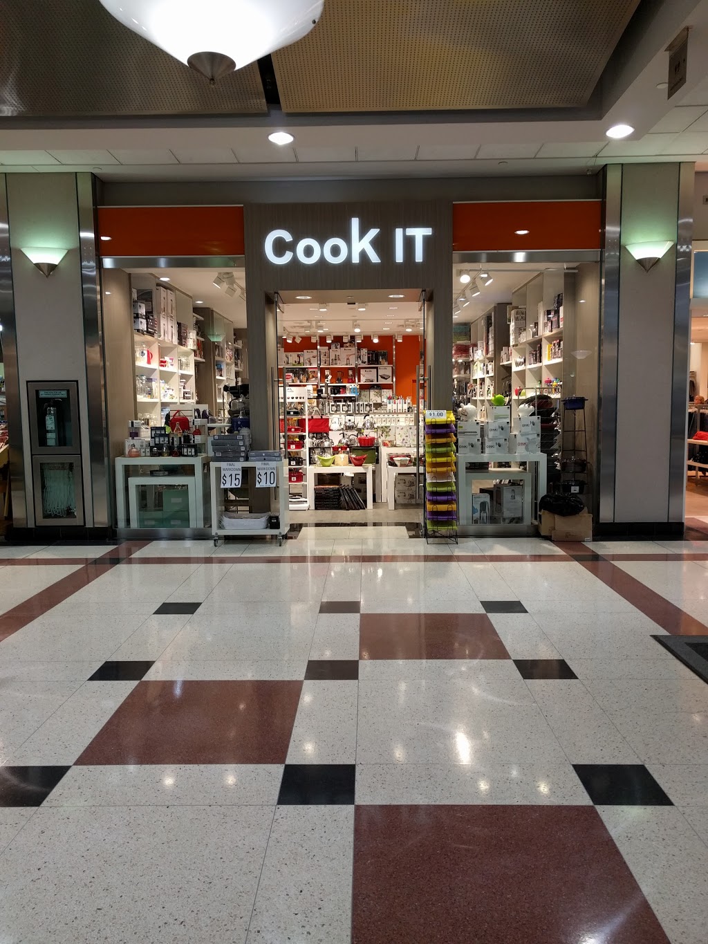 Cook It | 200 Wellington St W, Toronto, ON M5V 3C7, Canada | Phone: (647) 352-3223