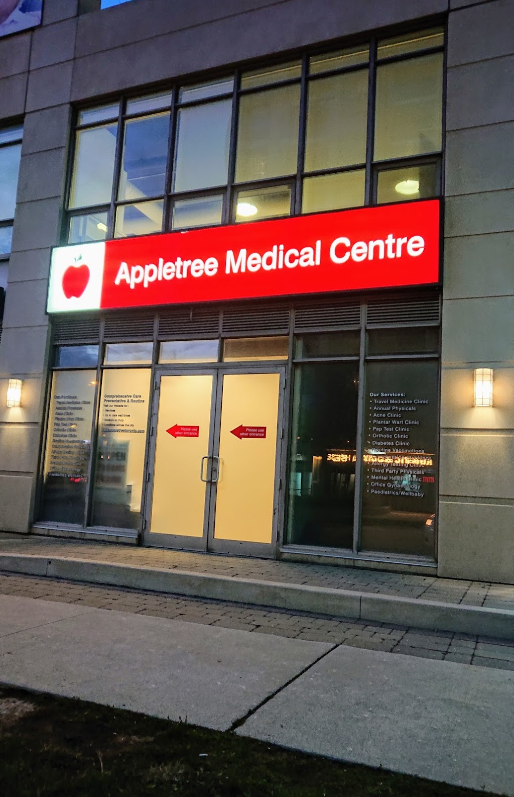 Appletree Medical Group | 2077 Lake Shore Blvd W, Etobicoke, ON M8V 4C2, Canada | Phone: (647) 722-2370