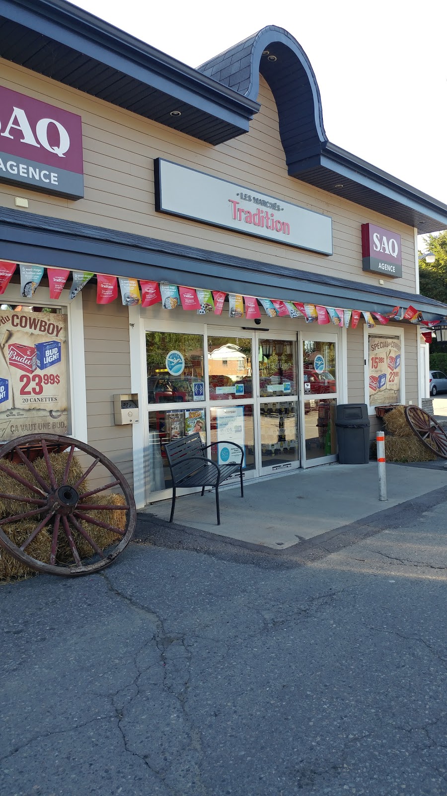 Marché Tradition Baril & Frères inc. | 171 Rue Lacordaire, Sainte-Thècle, QC G0X 3G0, Canada | Phone: (418) 289-2240