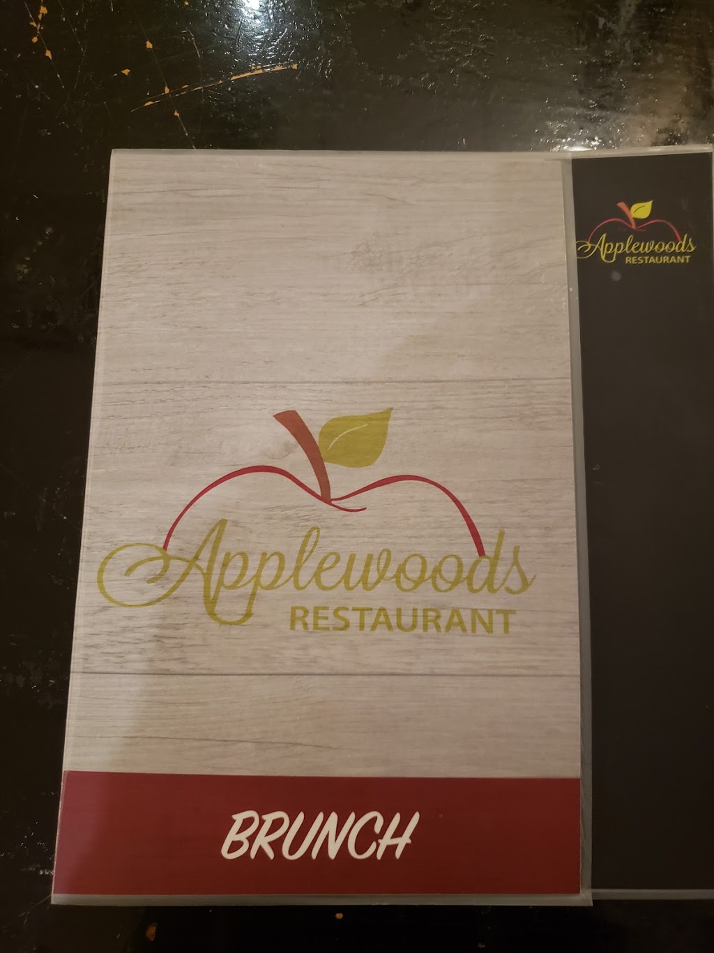 Applewoods Restaurant | 5494 Prospect Rd, New Minas, NS B4N 3K8, Canada | Phone: (902) 681-3692