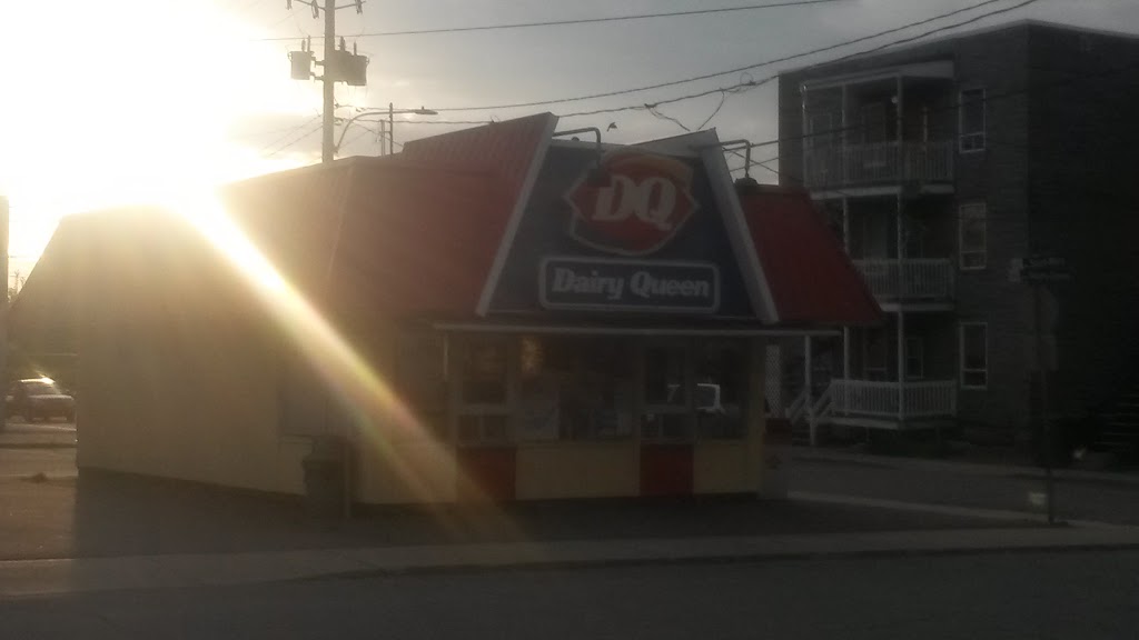 Dairy Queen (Treat) - Seasonally | 802 Rue Notre Dame, Shawinigan, QC G9N 3R8, Canada | Phone: (819) 731-1840