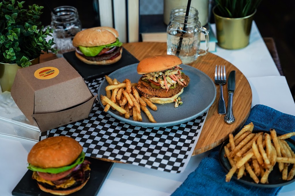 Bun + Burger | 3224 St Johns St, Port Moody, BC V3H 2C9, Canada | Phone: (604) 314-4863