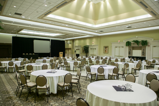 Oakville Conference & Banquet Centre | 2515 Wyecroft Rd, Oakville, ON L6L 6P8, Canada | Phone: (905) 618-7510