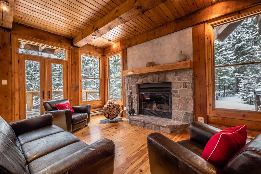 RCNT Chalet #35 | Des, Chemin des Buissons, Lac-Supérieur, QC J0T 1P0, Canada | Phone: (844) 370-0257