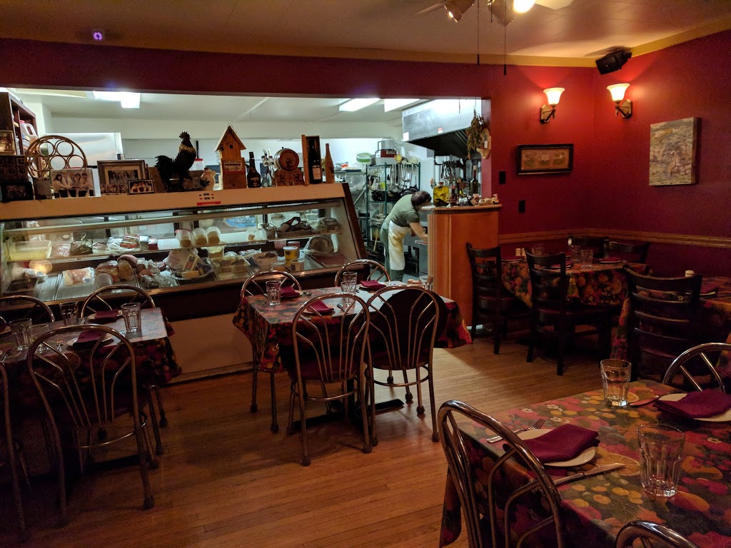 Casa Bianca Cafe & Deli | 22 Murray Ave, Winnipeg Beach, MB R0C 3G0, Canada | Phone: (204) 389-5007