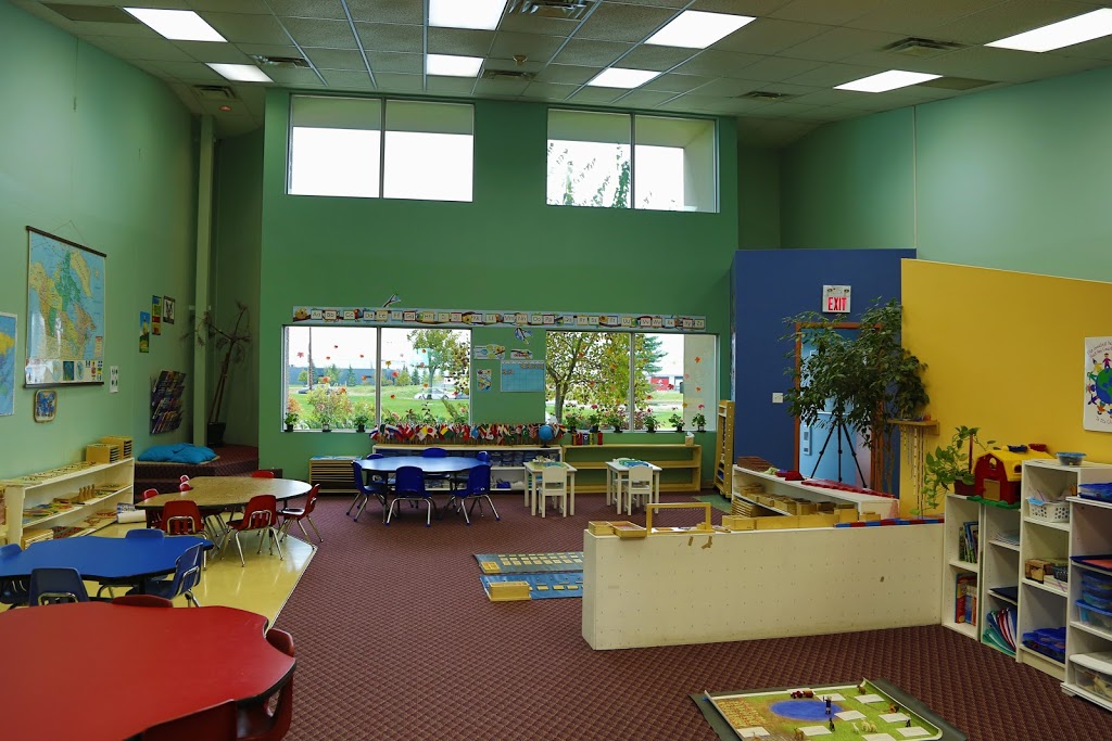 Paradise Montessori Preschool | 1341 Kenaston Blvd, Winnipeg, MB R3P 2P2, Canada | Phone: (204) 832-0866