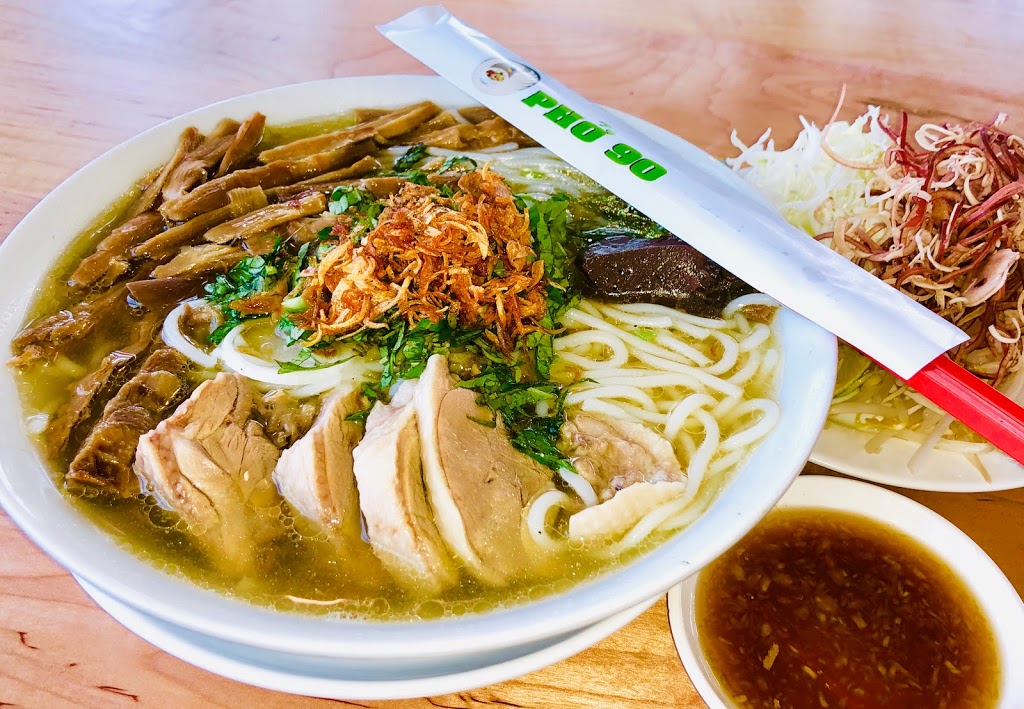 Pho 90 | 90 Weston Rd, Toronto, ON M6N 0A7, Canada | Phone: (416) 901-2790