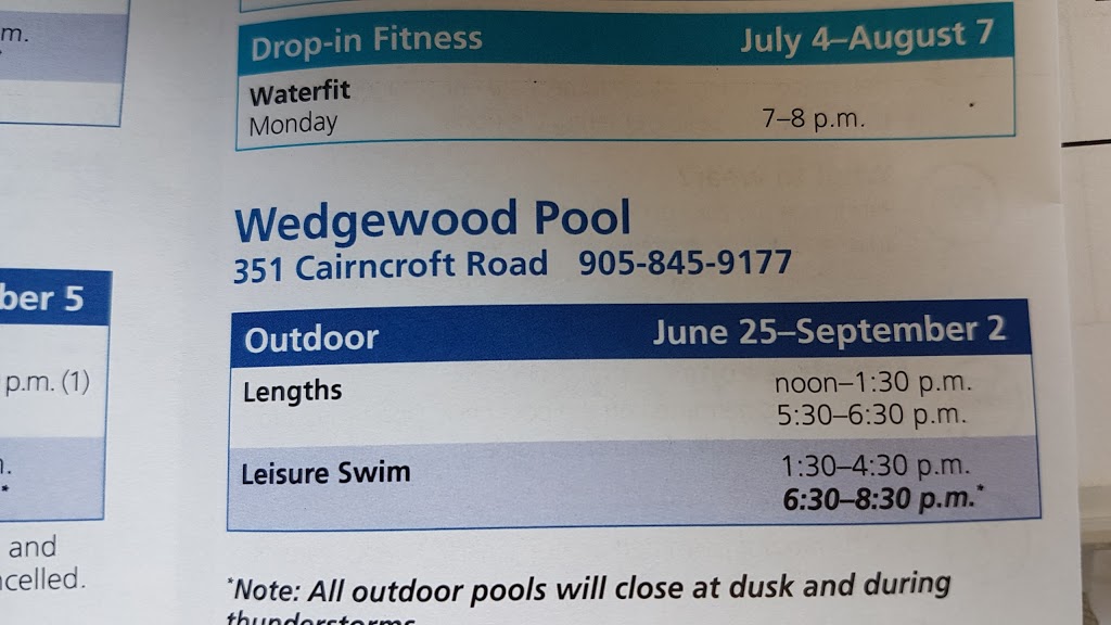 Wedgewood Pool, Outdoor (June to September) | 351 Cairncroft Rd, Oakville, ON L6J 4M7, Canada | Phone: (905) 845-9177