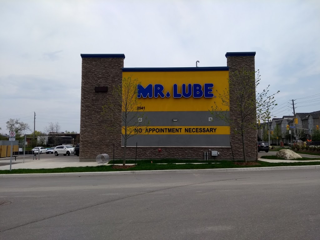 Mr. Lube | 2541 Weston Rd, York, ON M9N 2A7, Canada | Phone: (416) 245-0300