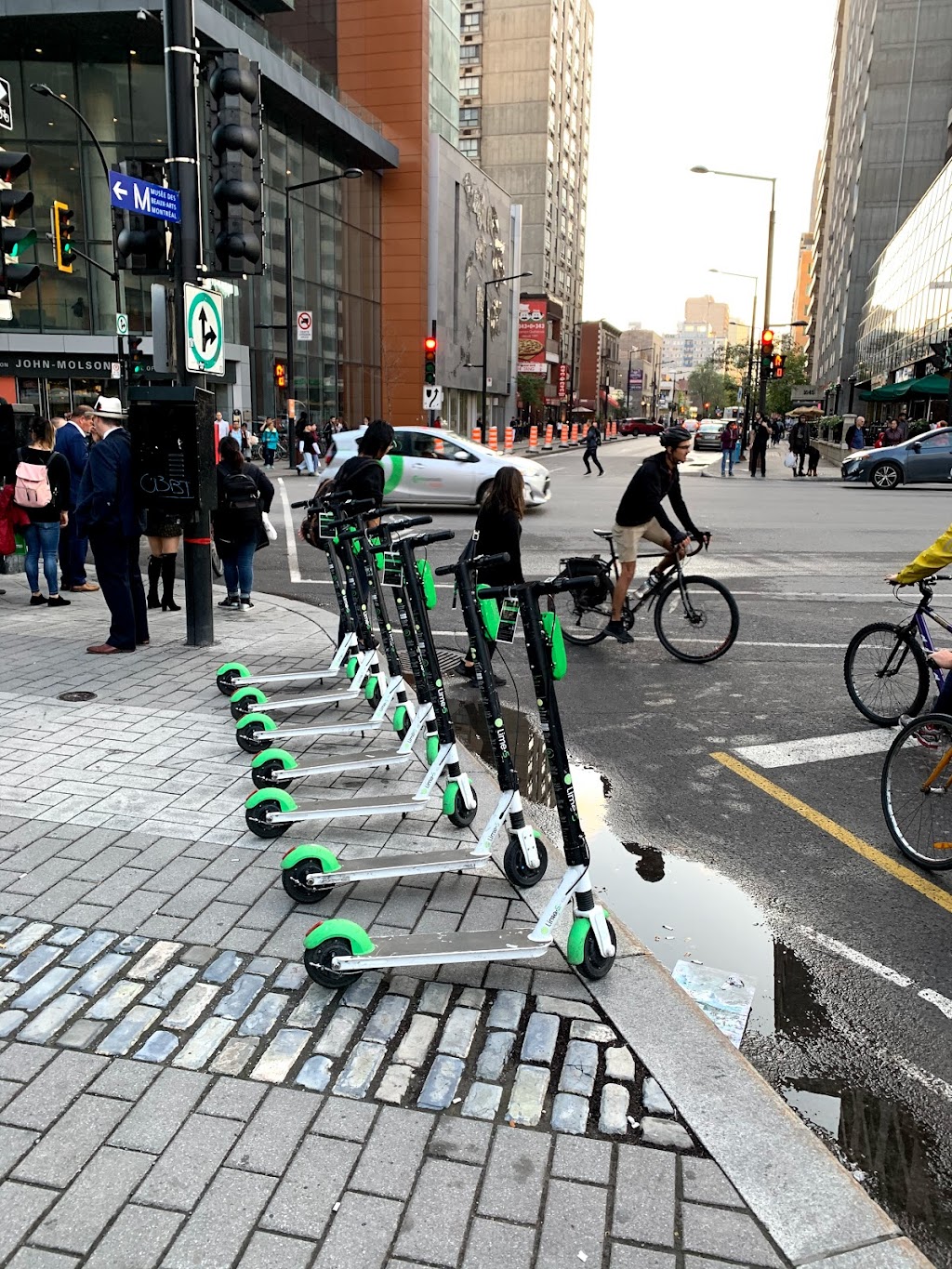 Lime Scooters | 5720 Rue Hamilton, Montréal, QC H4E 3B8, Canada | Phone: (866) 895-1220