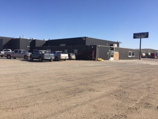 K & D Truck Parts Ltd | 1504 Fleet Street North, Regina, SK S4K 0A1, Canada | Phone: (306) 721-6987