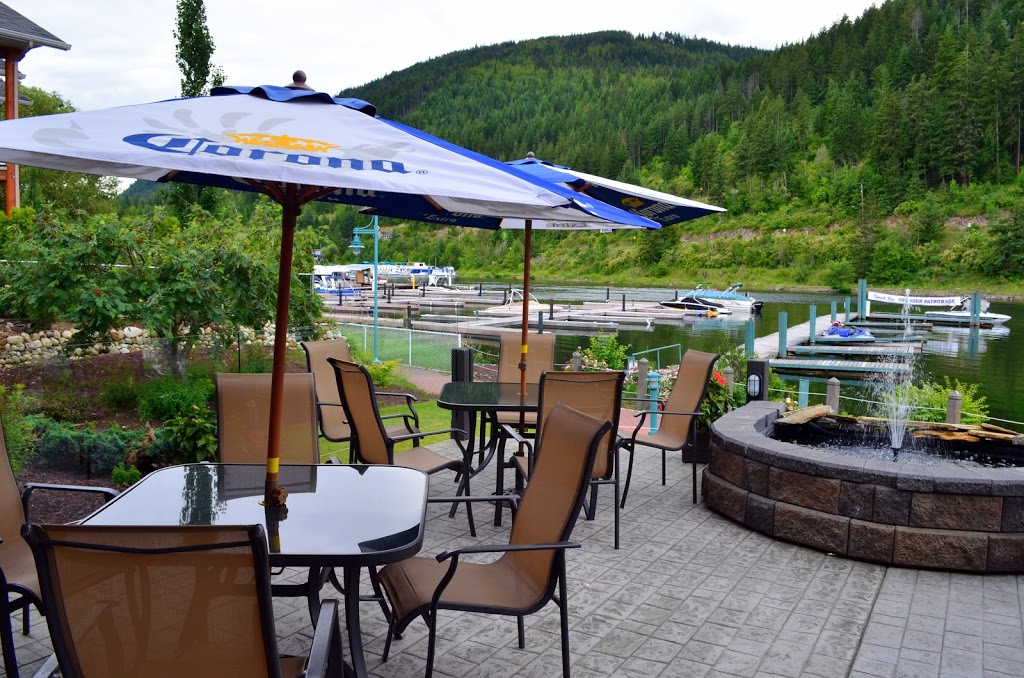 Moose Mulligans Public Eatery | 1122 Riverside Ave, Sicamous, BC V0E 2V1, Canada | Phone: (250) 836-3603