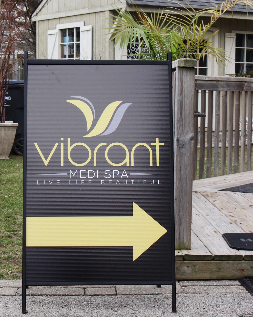 Vibrant Medi Spa | 110 Westside Dr, Oakville, ON L6K 1P3, Canada | Phone: (905) 842-8346