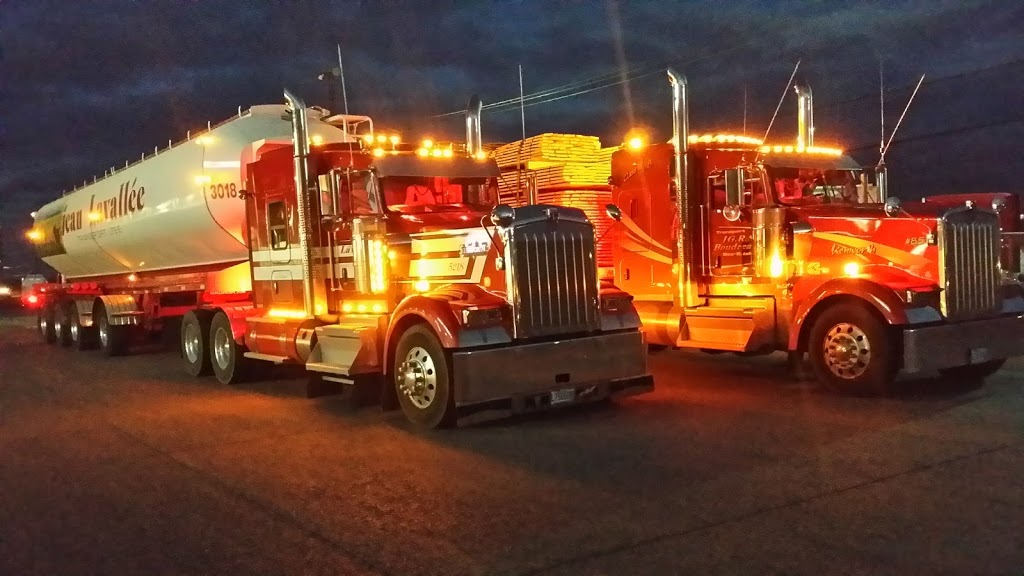 Kenworth Maska - Camions lourds neufs et usagés | 530 Rue Raygo, La Présentation, QC J0H 1B0, Canada | Phone: (450) 774-5000