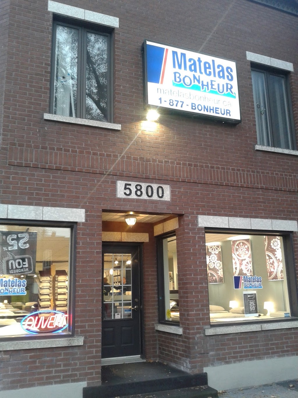 Matelas Bonheur | 5800 Rue St-Hubert, Montréal, QC H2S 2L7, Canada | Phone: (514) 277-6229