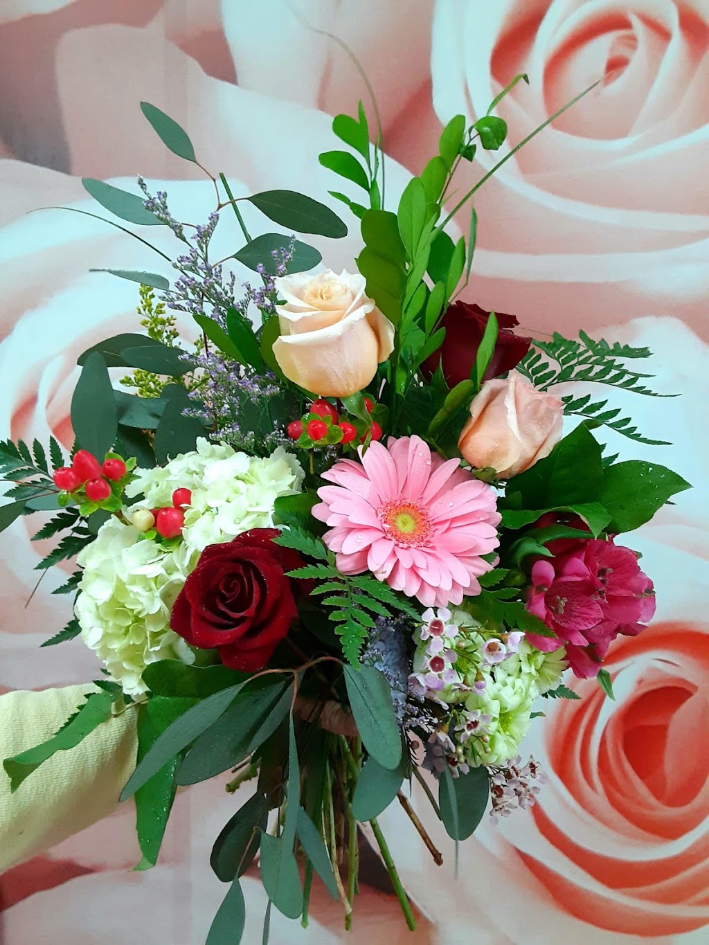 Bloom House Flowers | 67 Woodleigh Dr, Kensington, PE C0B 1M0, Canada | Phone: (902) 291-2171