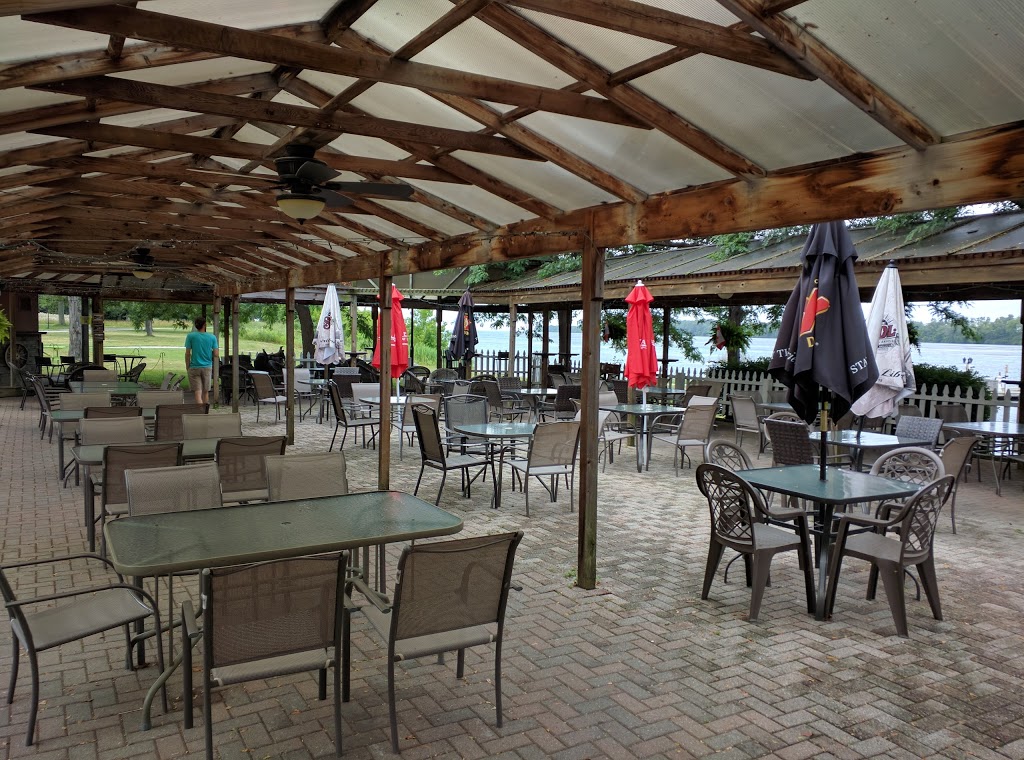 Boblo Island Beach House Restaurant | Amherstburg, ON N9V 4B2, Canada | Phone: (519) 997-3099