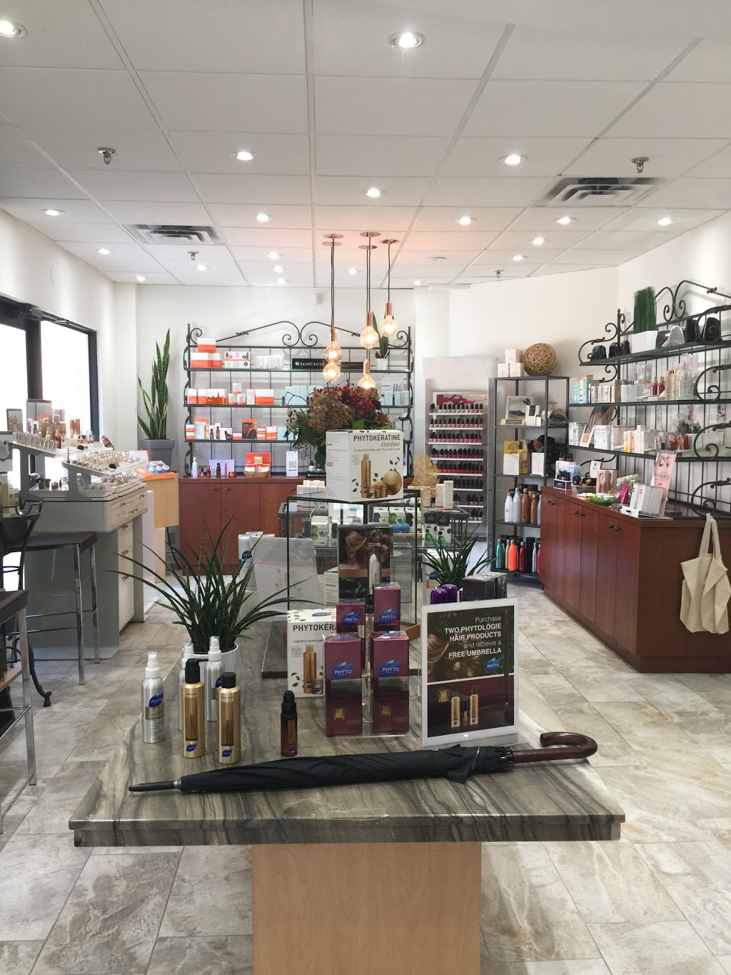 Sherwood Village Spa | 1900 Dundas St W, Mississauga, ON L5K 1P9, Canada | Phone: (905) 855-2344