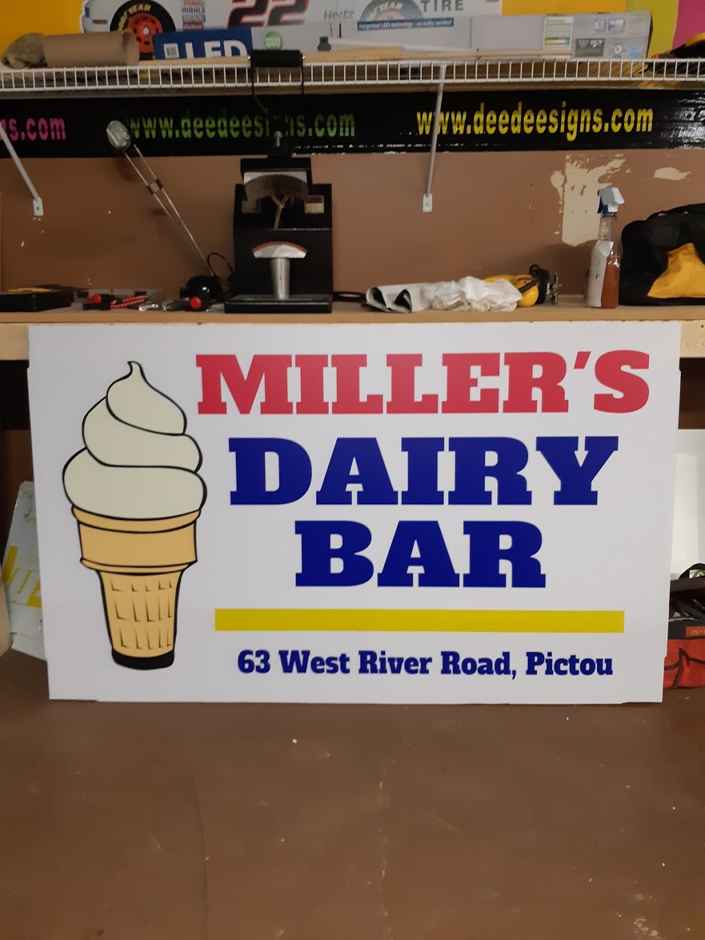 DeeDees Signs | 828 Mt William Rd, New Glasgow, NS B2H 5C6, Canada | Phone: (902) 396-3142