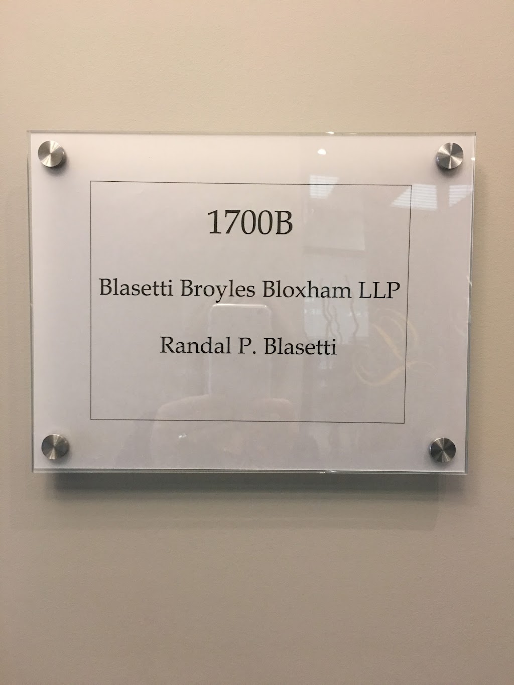 Blasetti Broyles Bloxham LLP | 1700 Varsity Estates Dr NW B, Calgary, AB T3B 2W9, Canada | Phone: (403) 277-0511