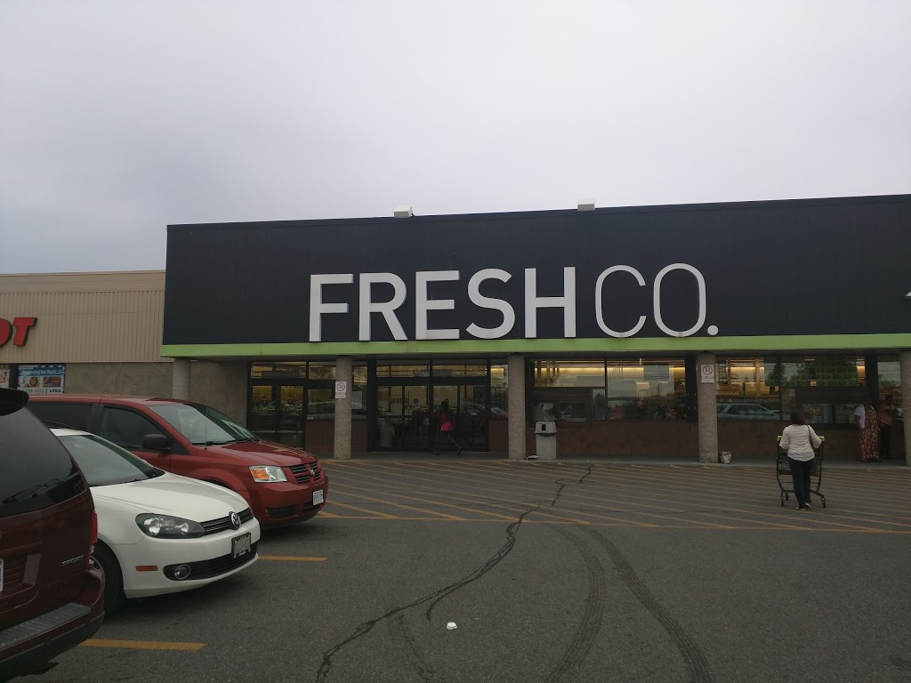 FreshCo Queen & McLaughlin | 398 Queen St W, Brampton, ON L6X 1B3, Canada | Phone: (905) 454-8840