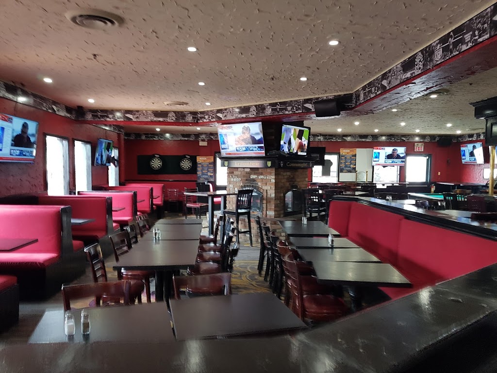 East End Pub & Grill | 1400 Bayly St #3, Pickering, ON L1W 3R2, Canada | Phone: (905) 837-1810